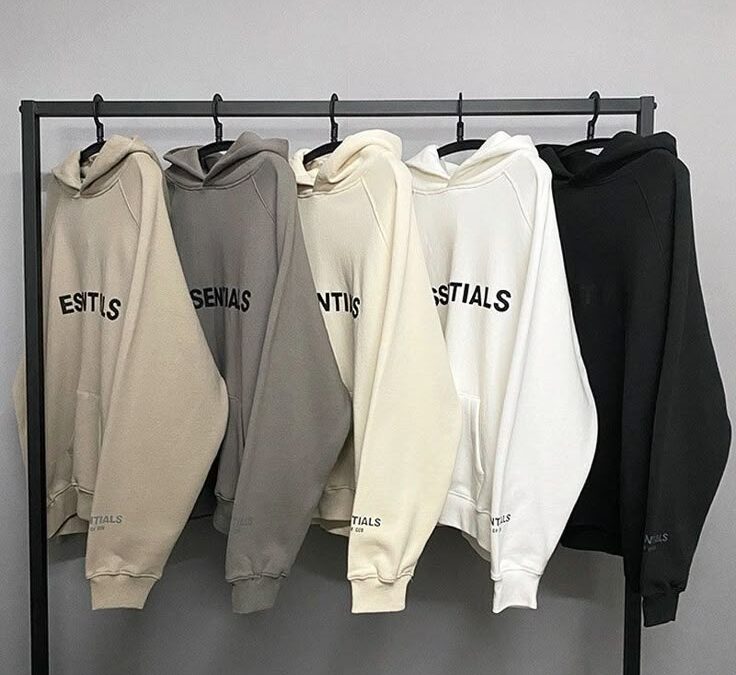 Relaxed Essential Hoodie Designed for Trendy Casual Wear